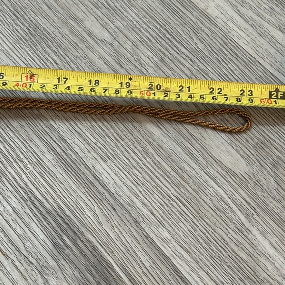 Metallic bronze coloured tassel curtain tie back holders. New. - Picture 4 of 5